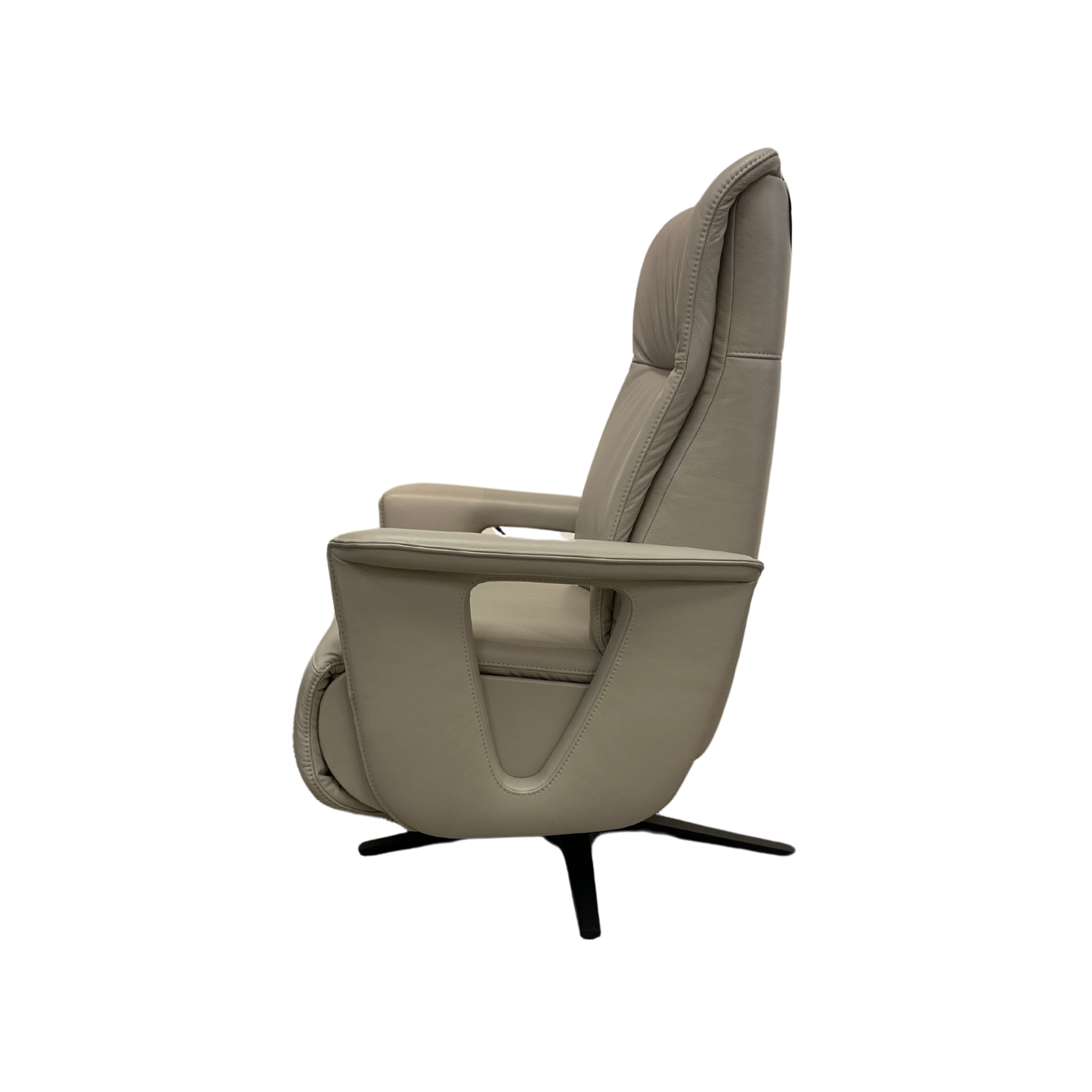 600002-meubelis-sta-op stoel-Venetie Grijs (19) Meubelis sta-op stoel Venetië grijs – elektrische liftfauteuil met comfortabele hoge rug en verstelbare beensteun